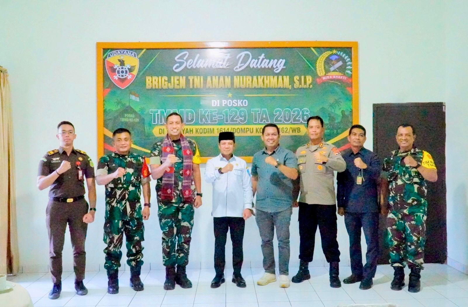 **Bupati Dompu Bambang Firdaus S.E Terima Kunjungan Tim Wasev TMMD ke 129**